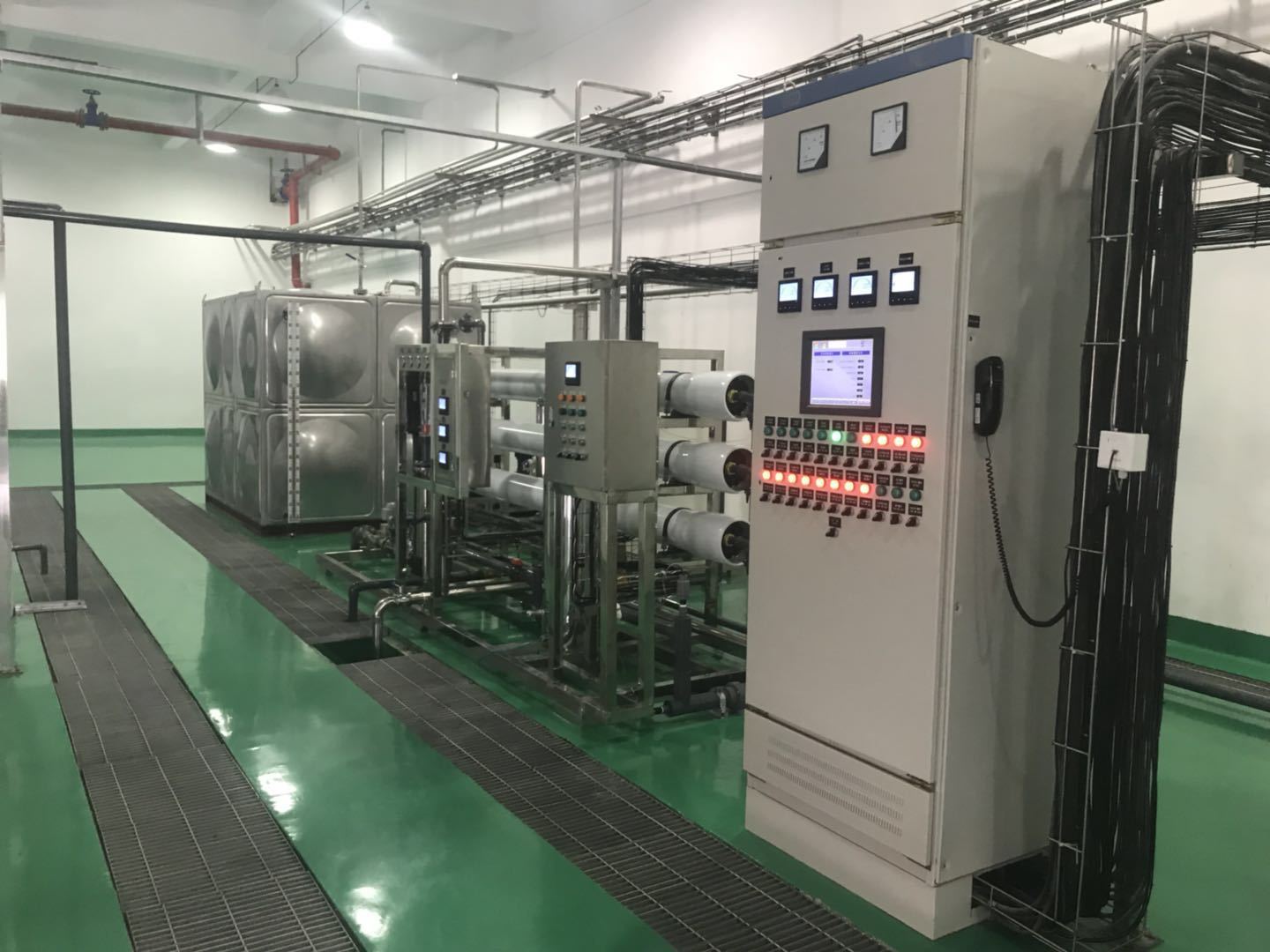 經過超純水設備處理后的水能喝嗎?